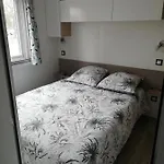 Sbvacances Confort 2ch Et 1sdb, Environnement Calme Et Verdoyant Dans 4 Etoiles אתר קמפינג *
